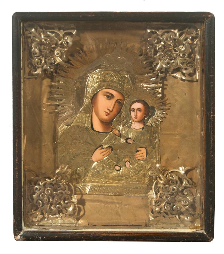 Icono en plata dorada y óleo sobre madera. Rumanía - Ucrania. Siglo XIX.